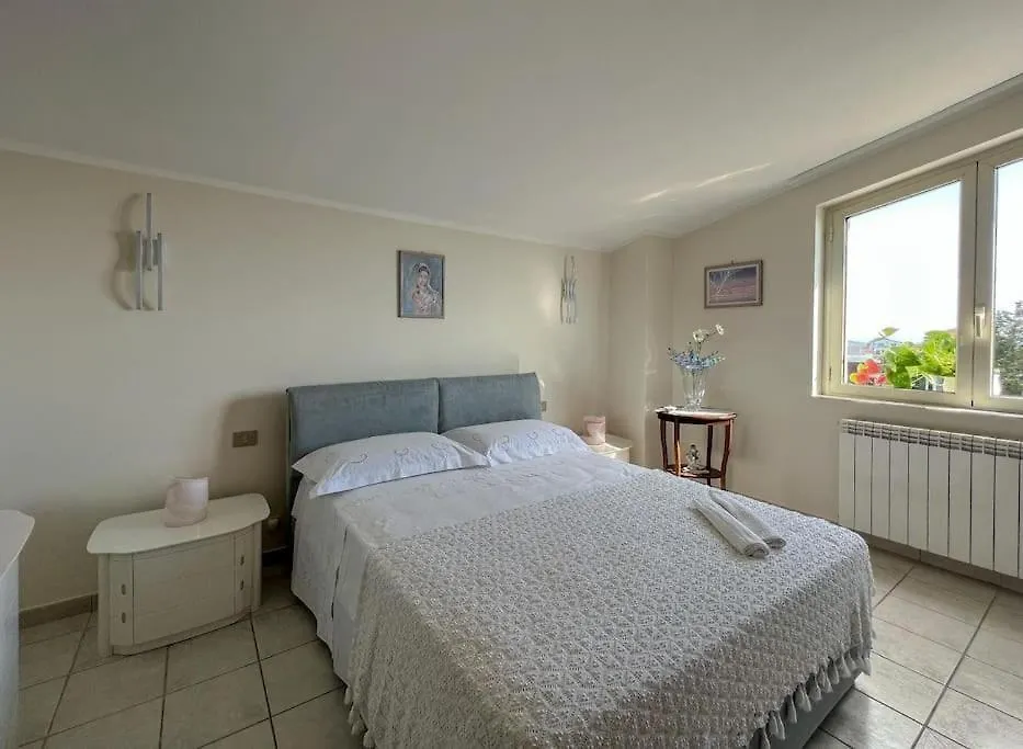 La Finestra Sul Castello B&B Mussomeli 0*,  Italy